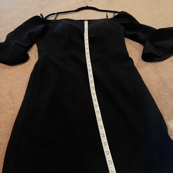 Black Halo Madigan Off the Shoulder Dress - 8 - Picture 8 of 8
